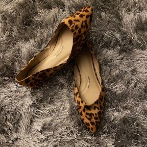 Beautiful Animal Print Flats Very Comfortable 🧡